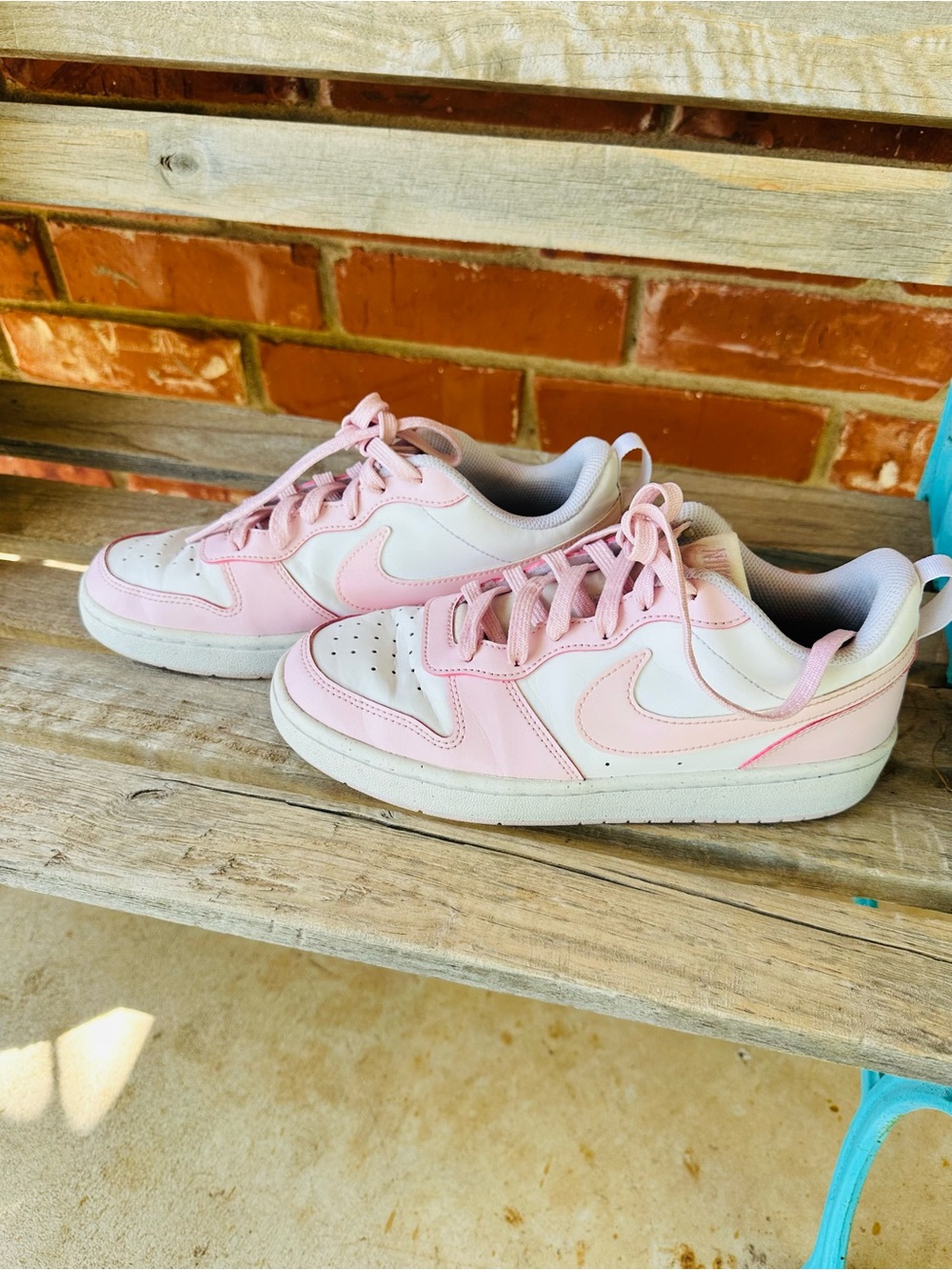 Nike Kids Pink and White Low-Top Sneakers — Classic Swoosh
